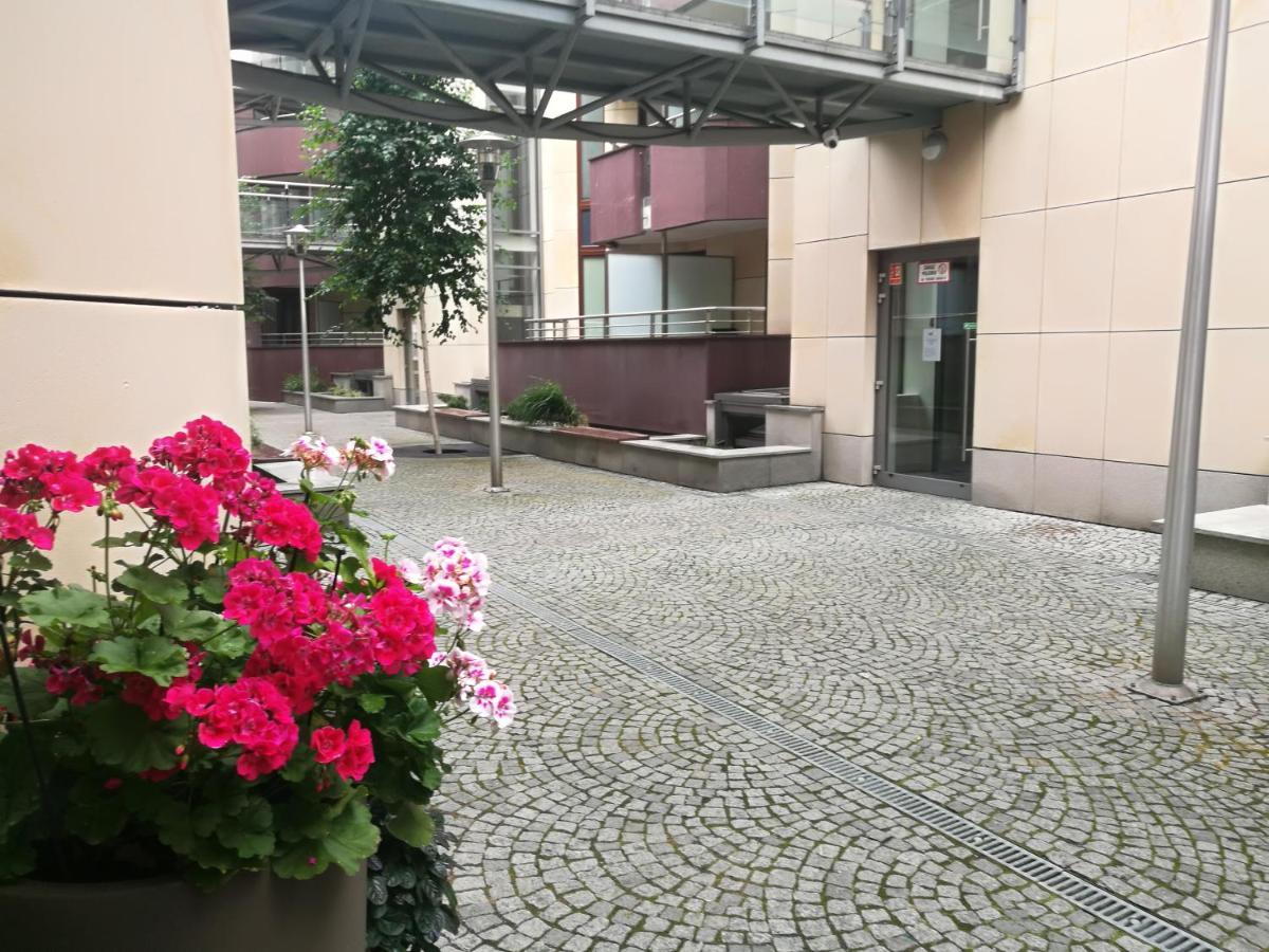 Apartments 4 You Krawiecka 브로츠와프 외부 사진